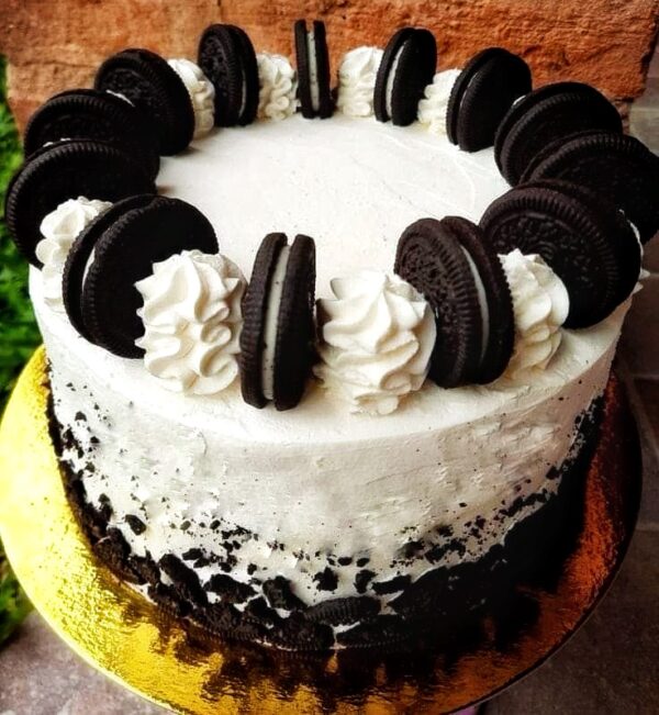Chocolate Oreo Cake