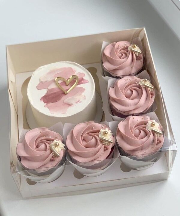 Mini Cake & Cupcake Delight