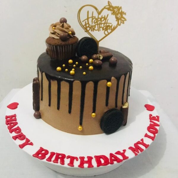 1kg Chocolate Drip Cake