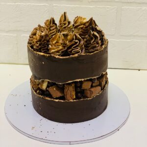 Chocolate Fault Line Cake